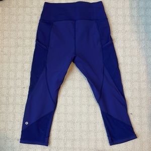 Lululemon plum size 8 cropped leggings